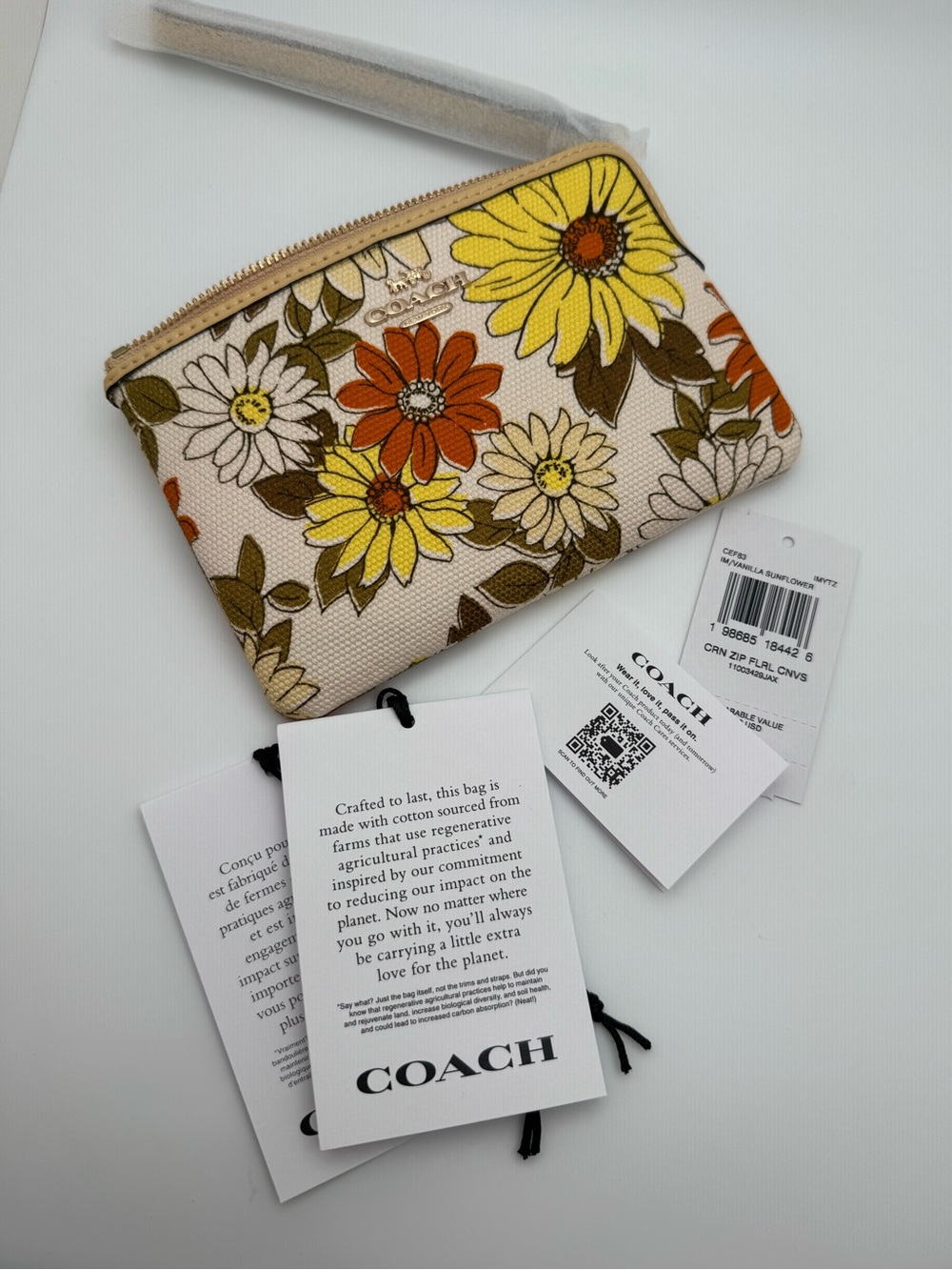 NWT Coach CEF83 Vanilla Sunflower Floral Print Corner Zip Wristlet - Picture 14 of 15